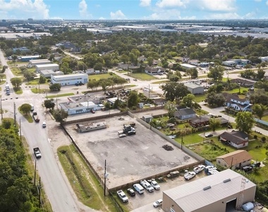 10215 Tanner Road - Photo Thumbnail 10