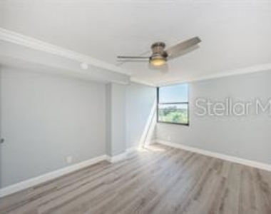 6279 Sun Boulevard - Photo Thumbnail 16