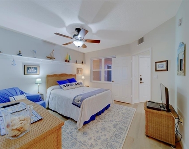 16700 Gulf Boulevard - Photo Thumbnail 40