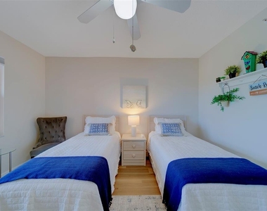 16700 Gulf Boulevard - Photo Thumbnail 31