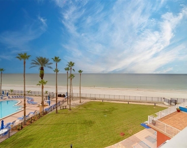 16700 Gulf Boulevard - Photo Thumbnail 46