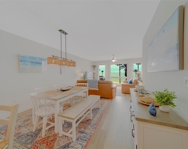 16700 Gulf Boulevard - Photo Thumbnail 17