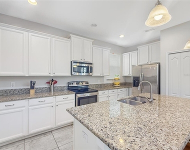 2942 Buccaneer Palm Road - Photo Thumbnail 7
