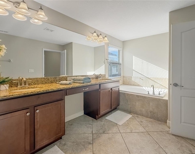 2942 Buccaneer Palm Road - Photo Thumbnail 15
