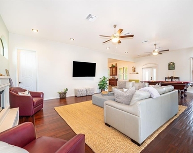 2339 Neptune Road - Photo Thumbnail 6