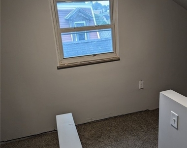 140 Zara Street - Photo Thumbnail 20