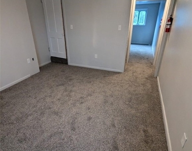 140 Zara Street - Photo Thumbnail 8