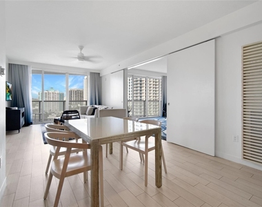 3101 Bayshore Drive - Photo Thumbnail 6