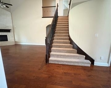 1221 Hoyt Drive - Photo Thumbnail 21