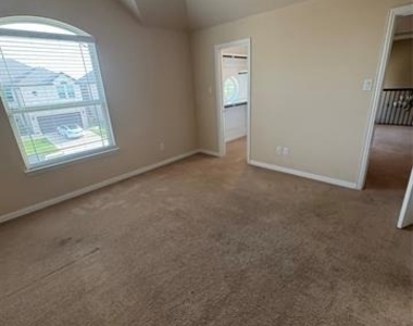 1221 Hoyt Drive - Photo Thumbnail 24