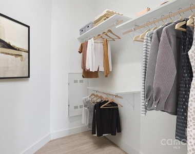 1007 S Mint Street - Photo Thumbnail 41