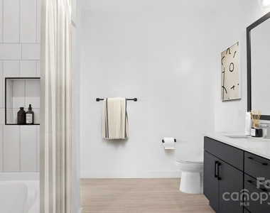 1007 S Mint Street - Photo Thumbnail 40