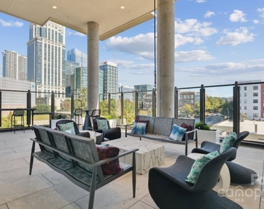 1007 S Mint Street - Photo Thumbnail 14