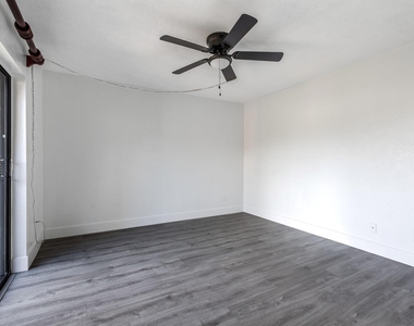 471 Kirk Road - Photo Thumbnail 14