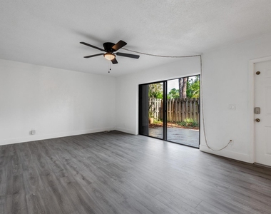 471 Kirk Road - Photo Thumbnail 5