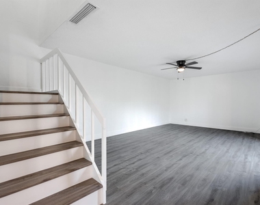 471 Kirk Road - Photo Thumbnail 4