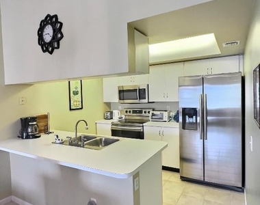117 Waterside Drive - Photo Thumbnail 5