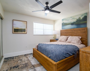 1225 Carlton Court - Photo Thumbnail 10