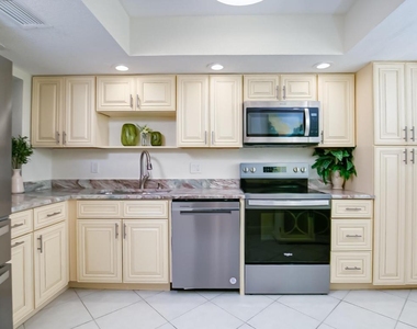 1225 Carlton Court - Photo Thumbnail 9