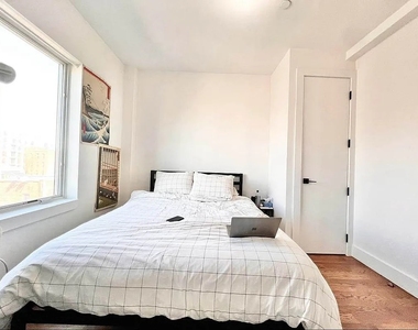 2514 Cortelyou Road - Photo Thumbnail 5