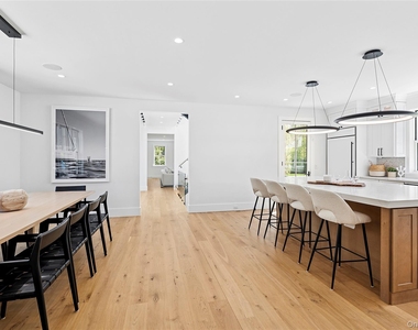 510 Abrahams Path - Photo Thumbnail 7