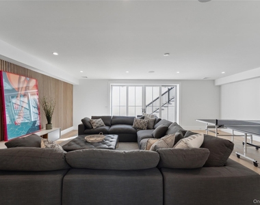 510 Abrahams Path - Photo Thumbnail 33