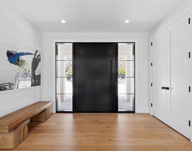 510 Abrahams Path - Photo Thumbnail 5