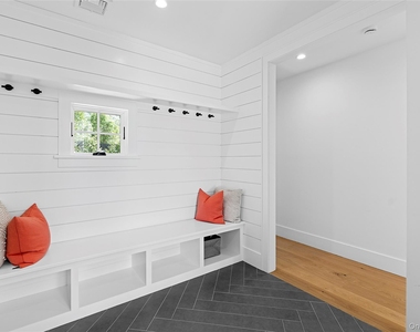 510 Abrahams Path - Photo Thumbnail 34
