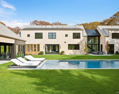 510 Abrahams Path - Photo Thumbnail 2
