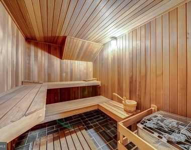 1111 Towlston Road - Photo Thumbnail 44