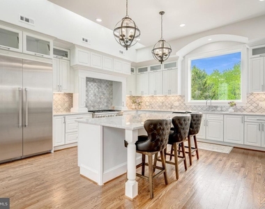 1111 Towlston Road - Photo Thumbnail 7