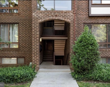 114 Roberts Lane - Photo Thumbnail 20