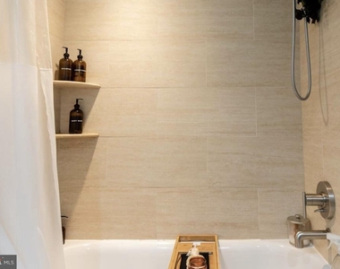 114 Roberts Lane - Photo Thumbnail 16