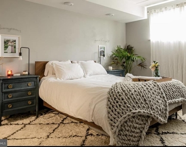 114 Roberts Lane - Photo Thumbnail 9