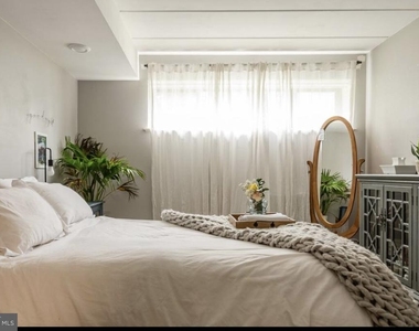 114 Roberts Lane - Photo Thumbnail 10