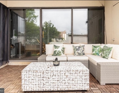 114 Roberts Lane - Photo Thumbnail 17
