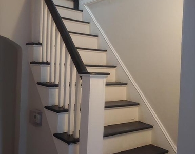 812 Edgewood Avenue - Photo Thumbnail 1