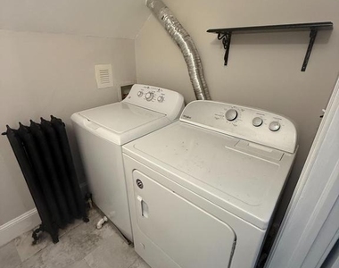 812 Edgewood Avenue - Photo Thumbnail 8