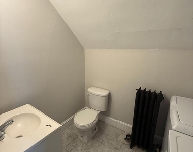 812 Edgewood Avenue - Photo Thumbnail 7
