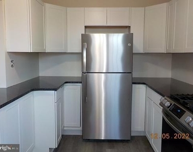 507 Barrett Street - Photo Thumbnail 4