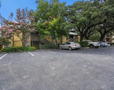 1000 W 26th St - Photo Thumbnail 4