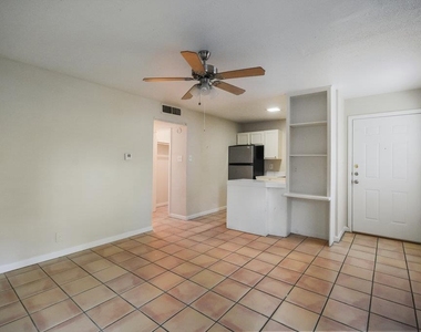 1000 W 26th St - Photo Thumbnail 7