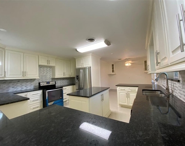 4318 Breakwood Dr - Photo Thumbnail 4