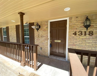 4318 Breakwood Dr - Photo Thumbnail 1