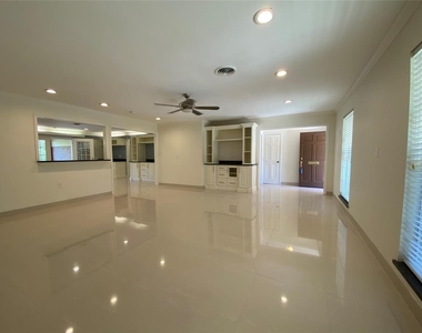 4318 Breakwood Dr - Photo Thumbnail 5
