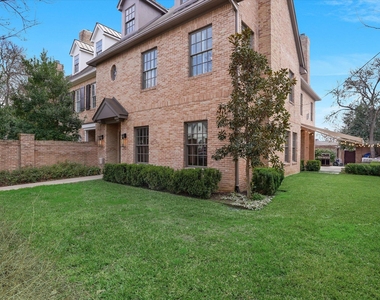 3705 Gilbert St - Photo Thumbnail 1