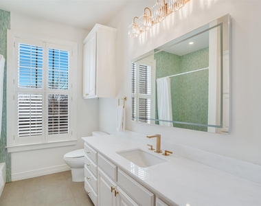 3705 Gilbert St - Photo Thumbnail 19