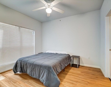 2515 Pearl - Photo Thumbnail 6