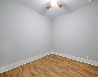 2511 San Gabriel St - Photo Thumbnail 14