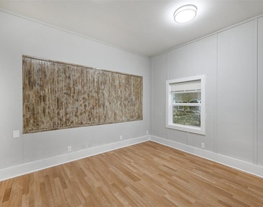 2511 San Gabriel St - Photo Thumbnail 18
